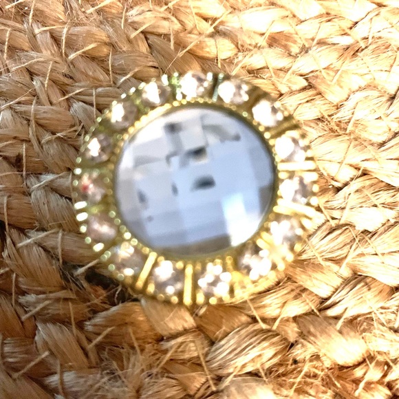 Set of 8 Elegant Gold and Diamond Glass Crystal Knobs - Picture 3 of 8